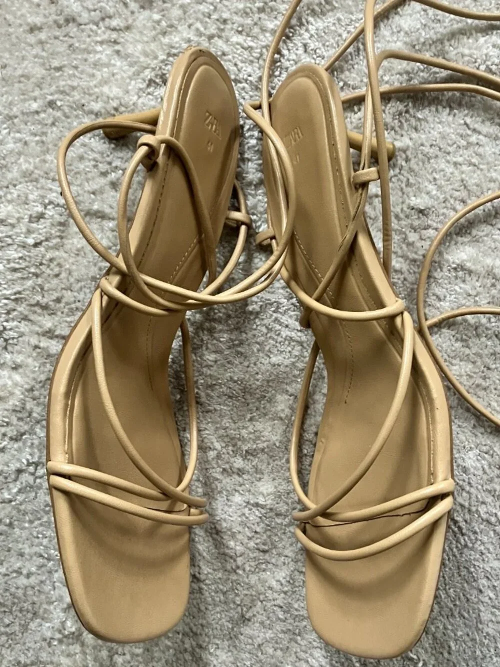 ZARA NUDE LACE UP LEG KITTEN HEEL SANDAL - Picture 5 of 5